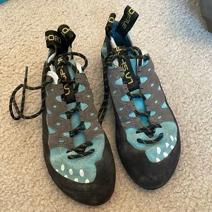La Sportiva Women’s Climbing Shoes, Size 7